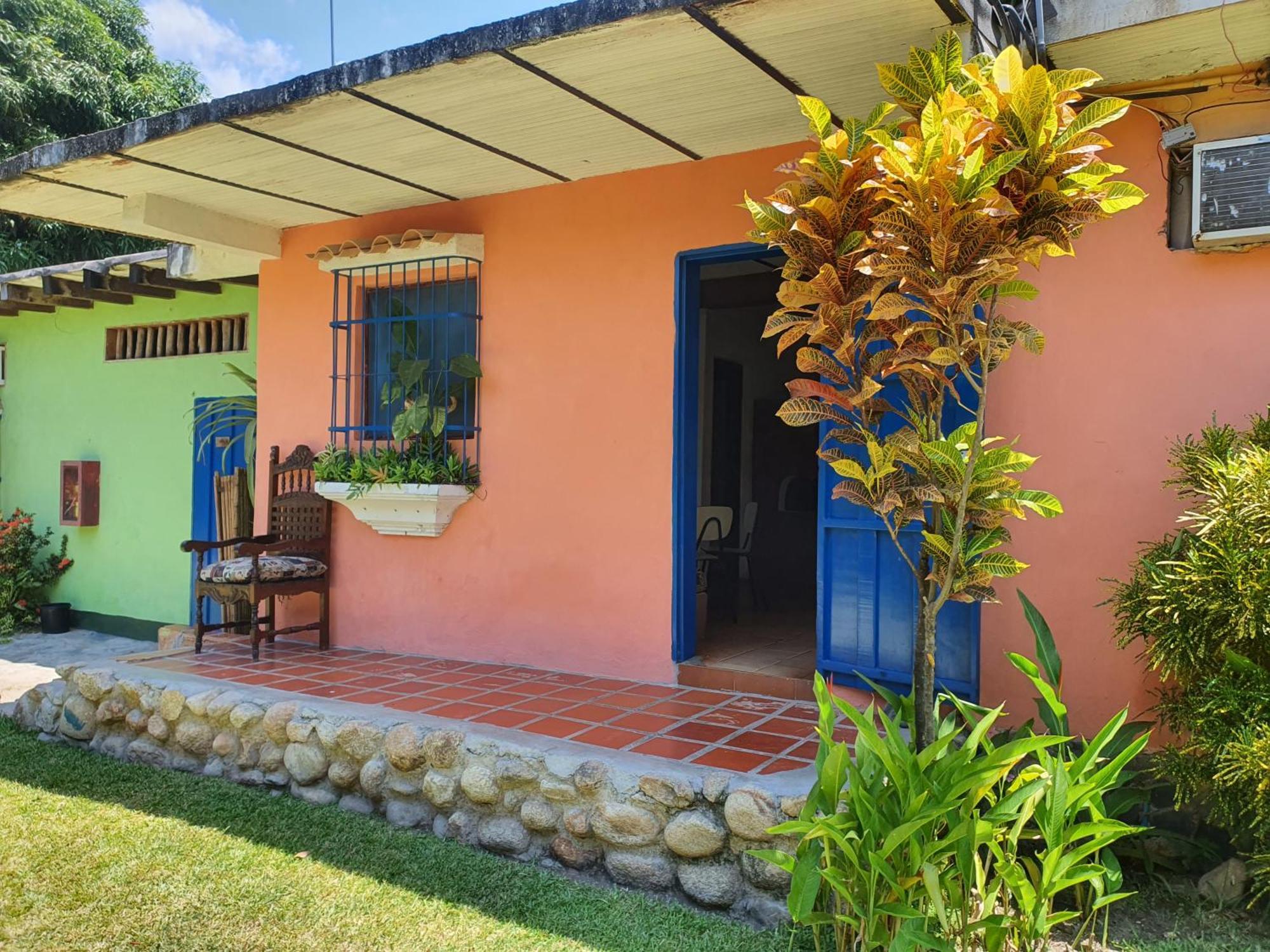 Hostal Nova Colonial Puerto Colombia Номер фото